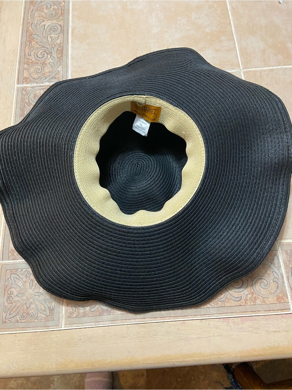 Large Sun hat - Picture 6 of 10